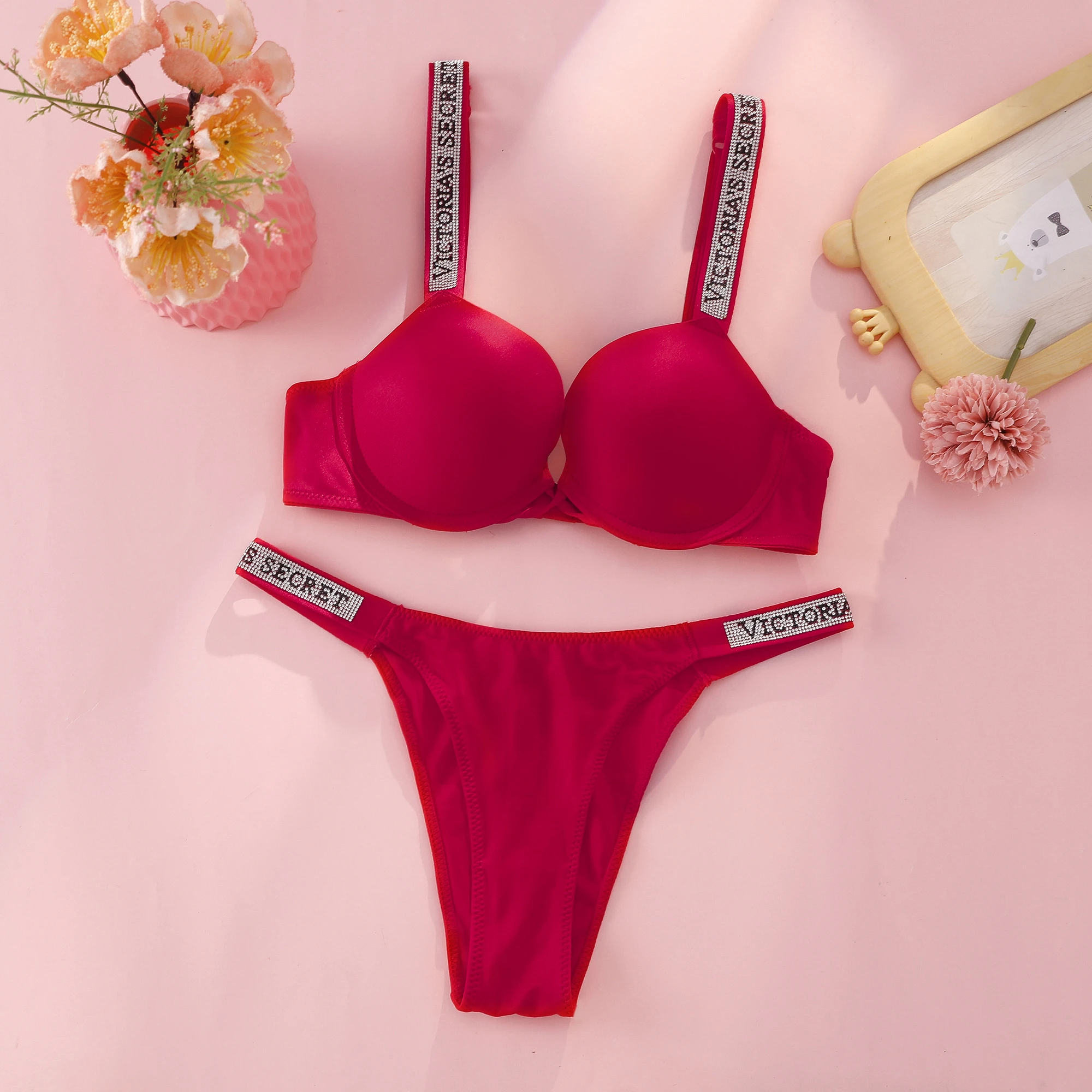 Victoria's Secret Push Up Bra  - огляд і ціна Beauty Makeup Louis Vuitton