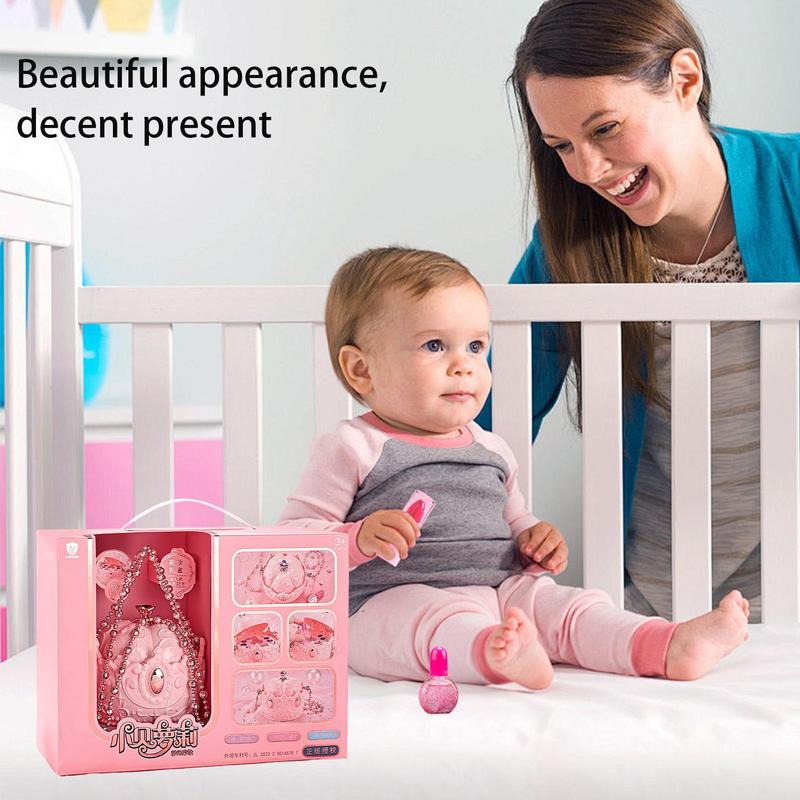 Girls Makeup Set Pink Carriage - огляд і ціна Beauty Real Makeup