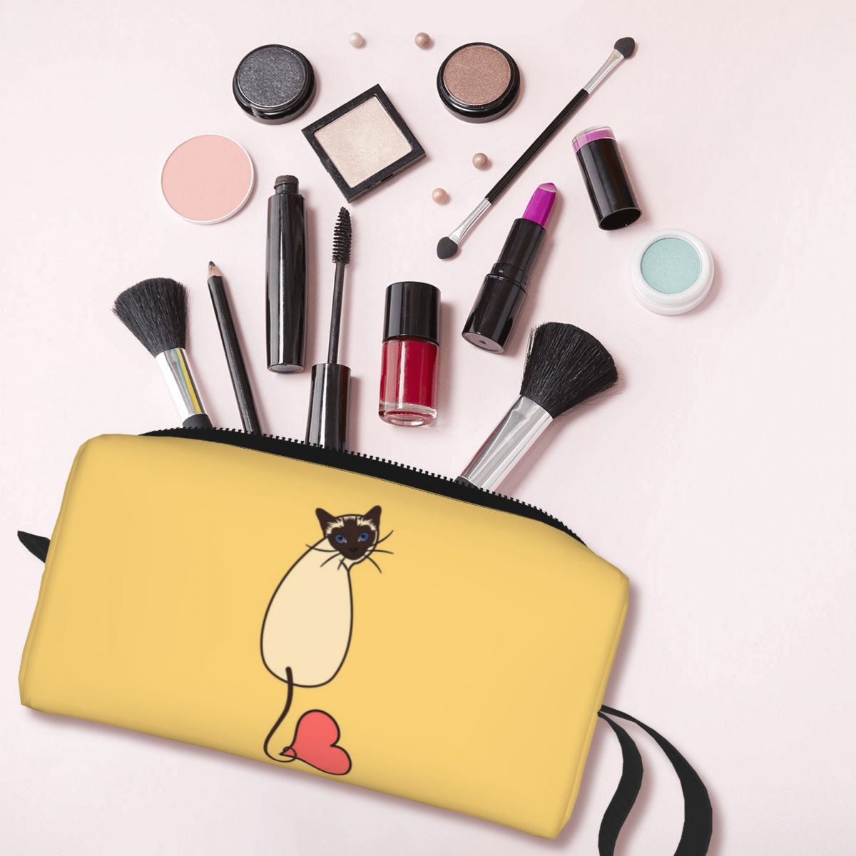 Love Siamese Cat-Yellow Makeup - огляд і ціна Beauty Love Makeup